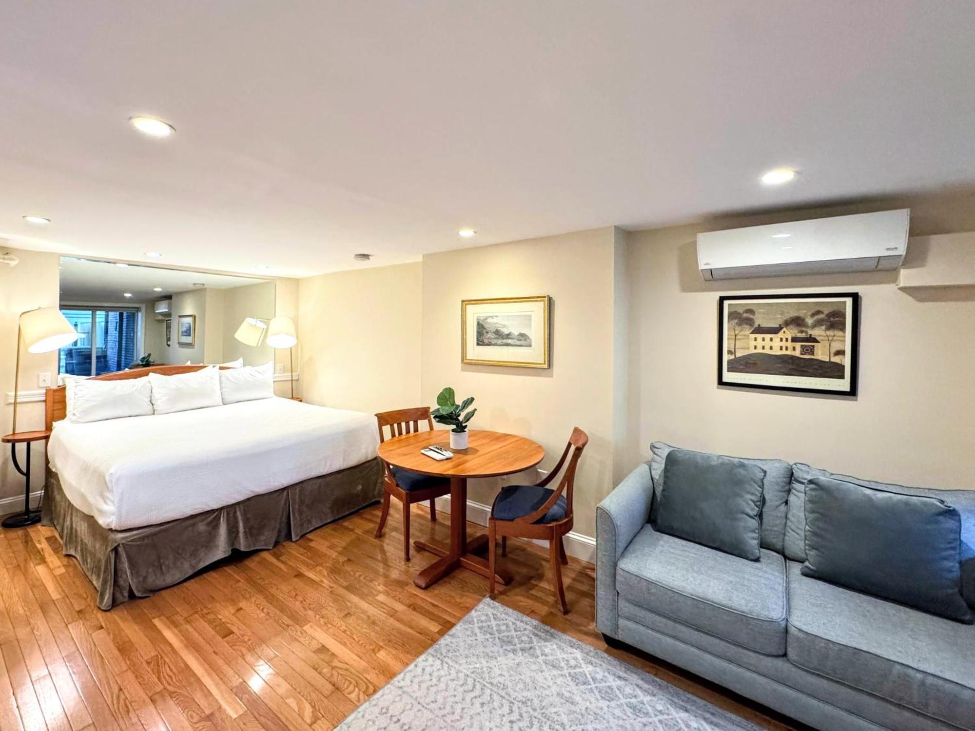 Gasthof Copley House 2*